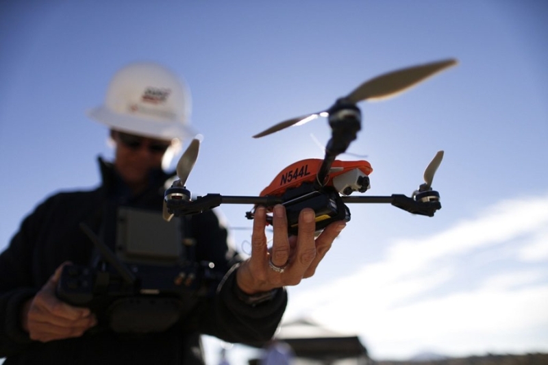 Drones entram de vez na rotina das opera?es no Porto de Santos